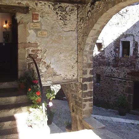 Can Salgueda Santa Pau Room photo
